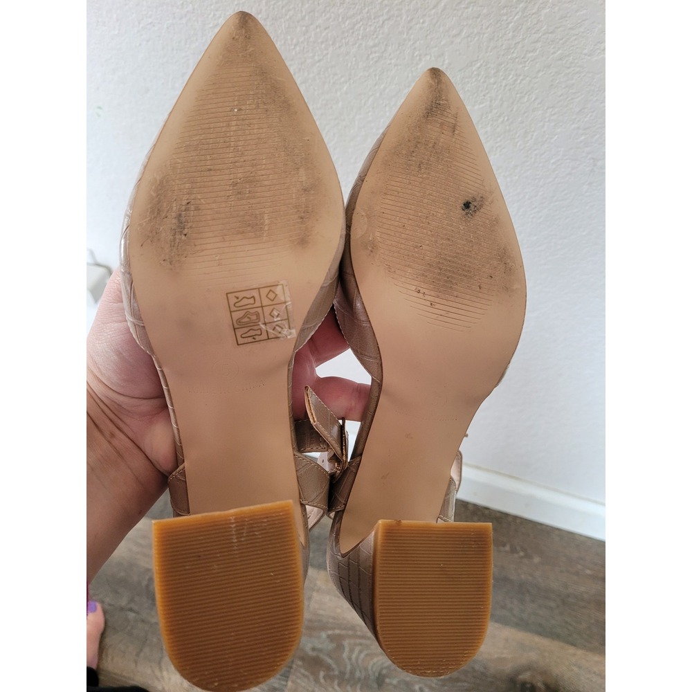 Bebo Daisy Beige Croc Embossed Pointed Toe Block Heel Ankle Strap Pumps 5 #2 - Picture 6 of 6